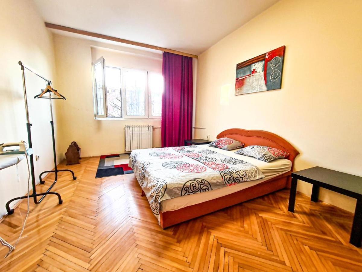 Rooftop Apartment At Mainsquare Skopje Luaran gambar