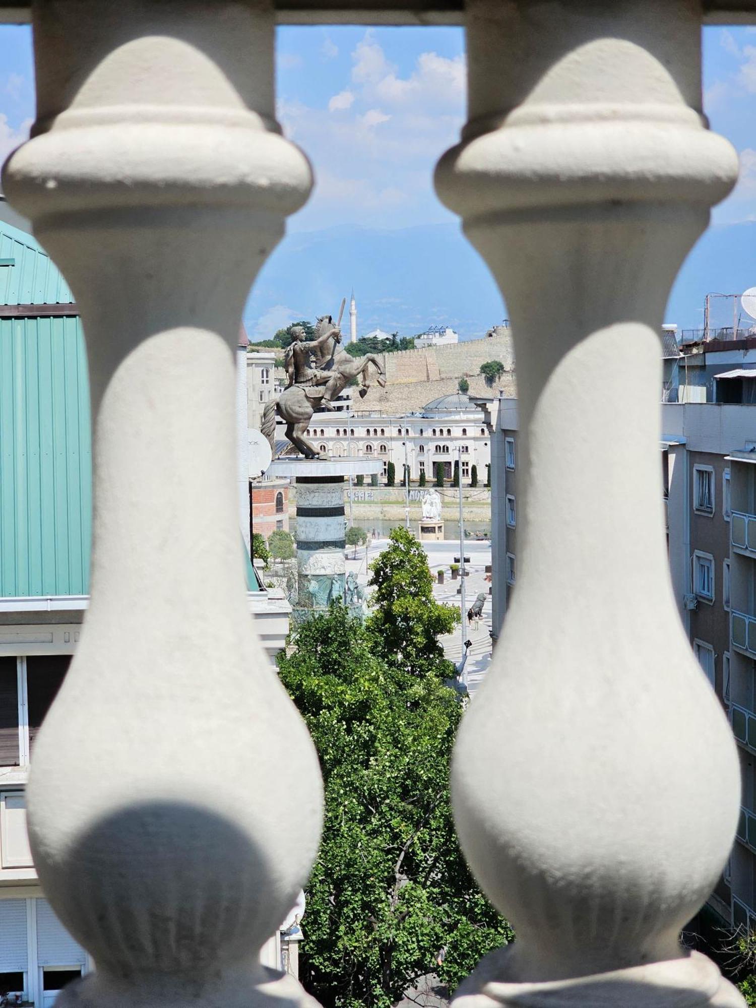 Rooftop Apartment At Mainsquare Skopje Luaran gambar
